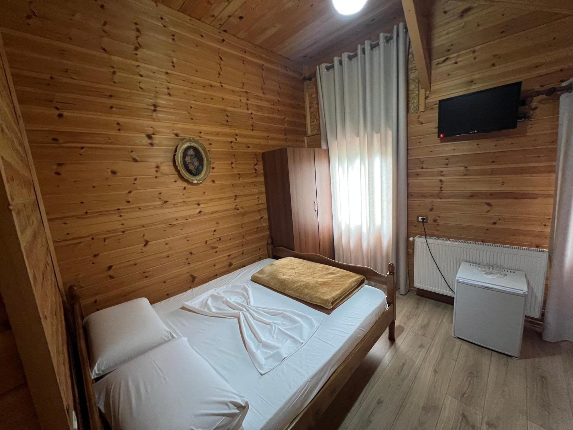 Vila Pepaj Razëm 외부 사진