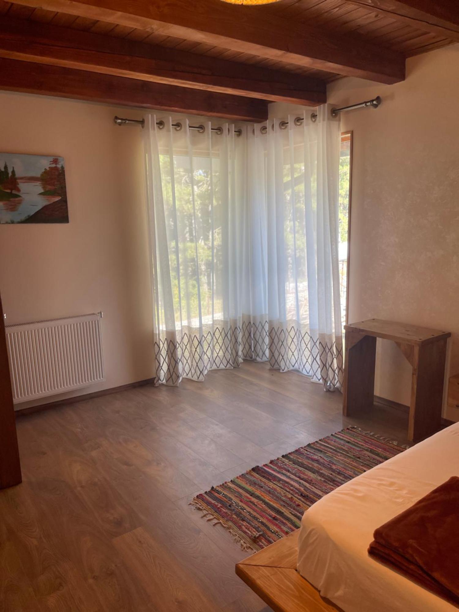Vila Pepaj Razëm 외부 사진